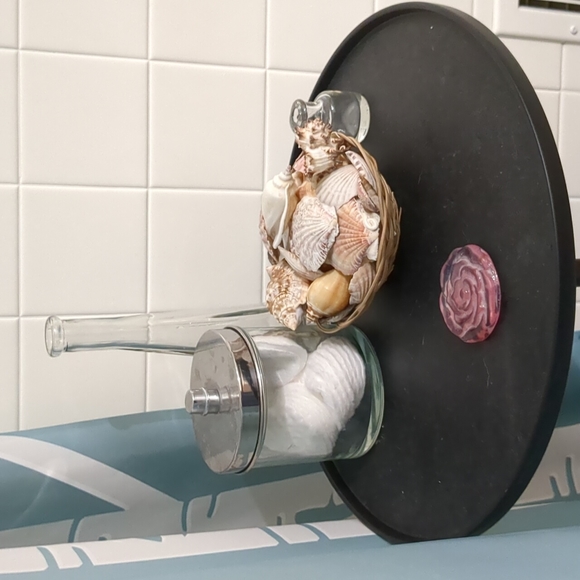 Vanilla + Rose Soap - Picture 1 of 2